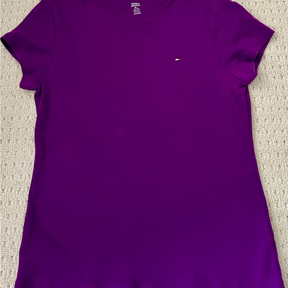 Y2K Tommy Hilfiger Women's Purple T-shirt